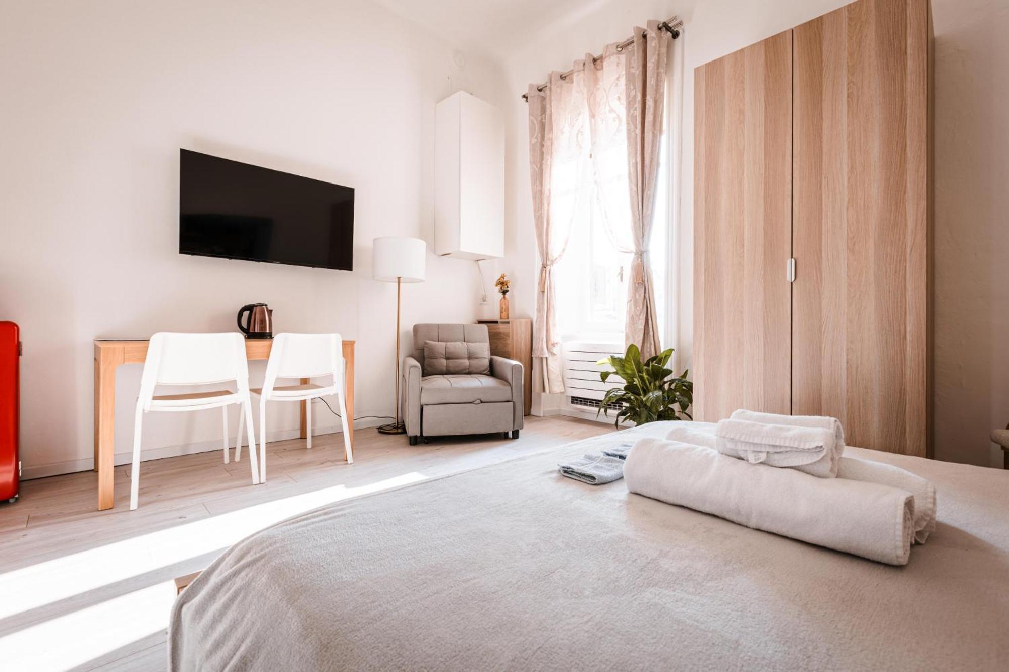5Min From Citta Alta Chic Bergamo City Apartment Экстерьер фото
